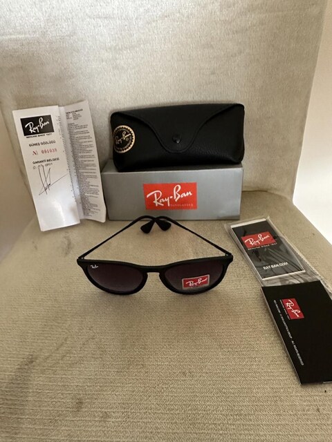 rayban Erika 4171 modeli sıfır hiç kullanılmadı