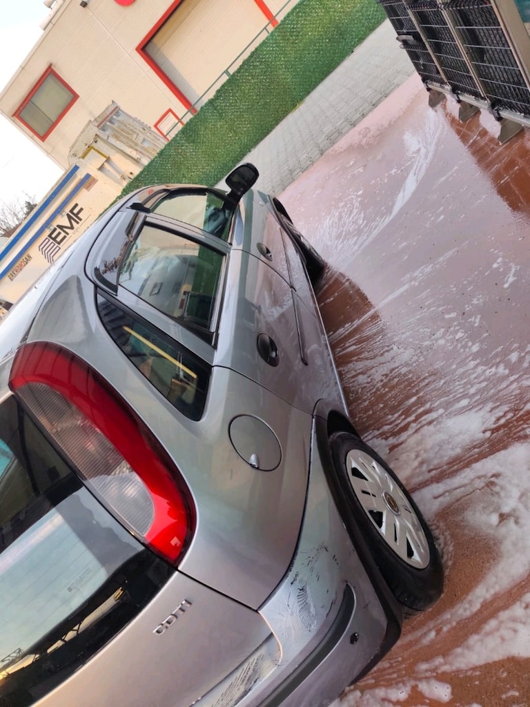 Opel corsa 2005 model dizel çamurluk - 3