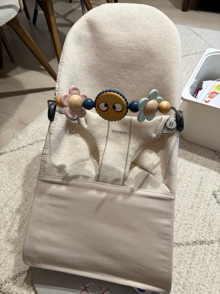 BabyBjörn Balance Bliss 3D Jersey Sand Grey Ana Kucağı Bouncer Oyuncak - 2