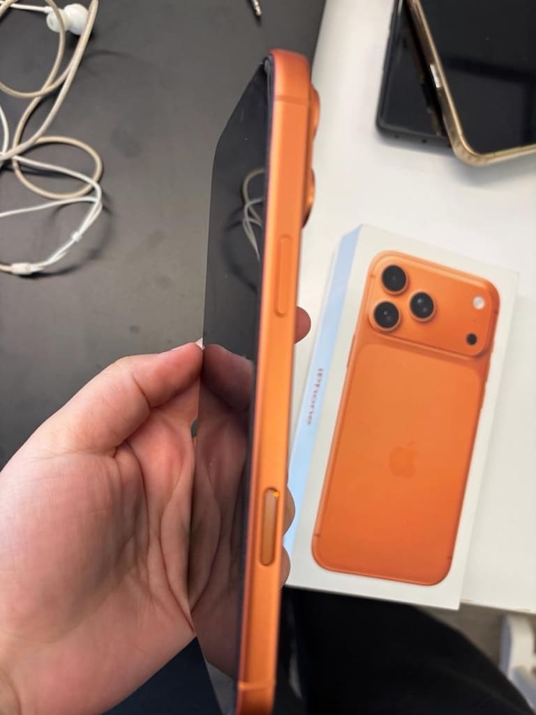 IPHONE 17 PRO MAX - 5