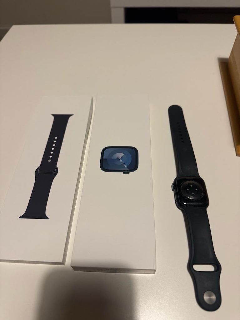 Apple Watch 9 41MM - 3