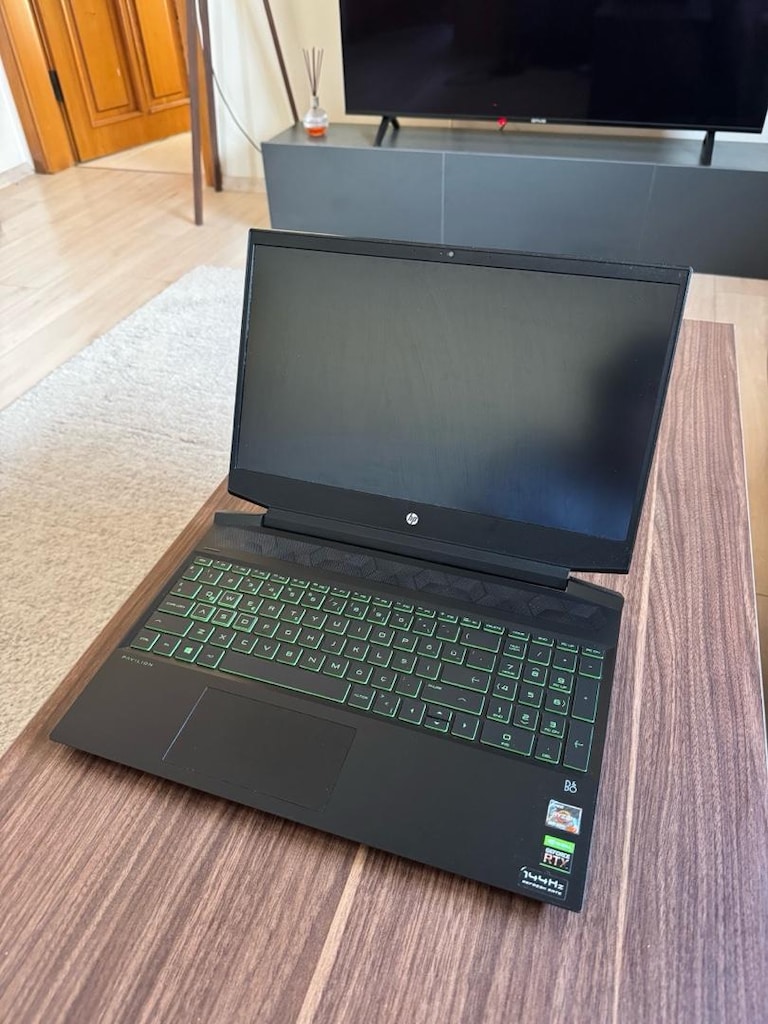 HP Pavilion Gaming Ryzen 7 5800H RTX 3050 Ti 16GB 512GB SSD Laptop - 3