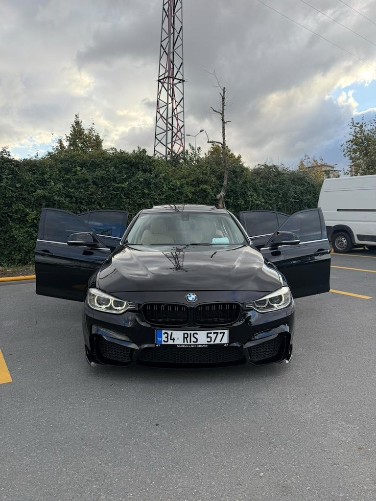 BMW 320i - 13