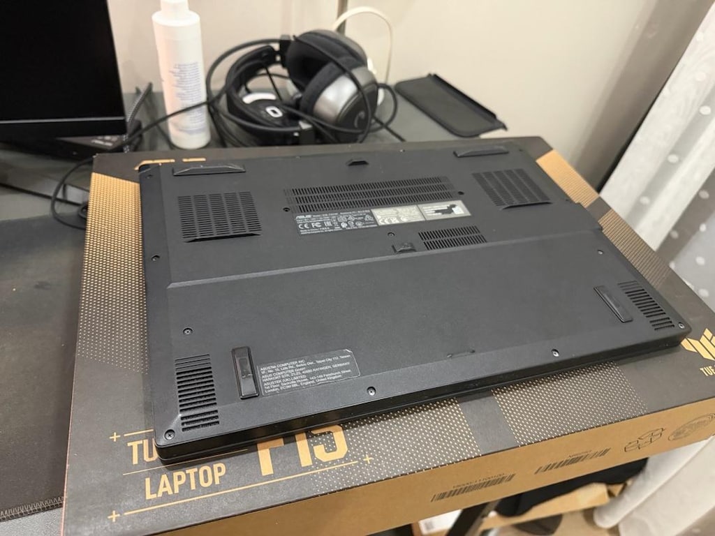 Asus TUF Gaming Laptop - 4