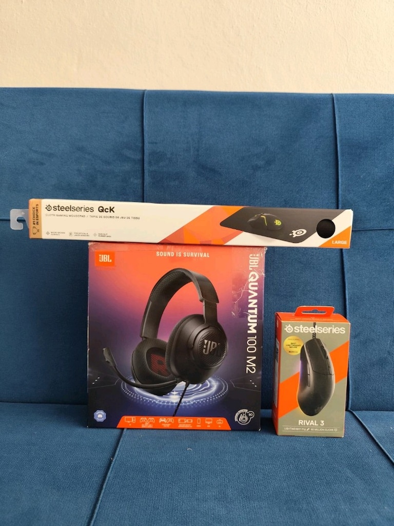 Oyuncu Ekipmanları - JBL KULAKLIK +Steelseries Mause Mause Pad