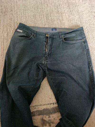 trussardi jeans kot