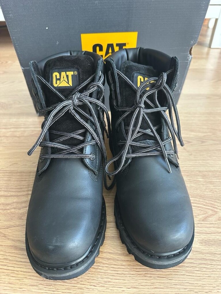Cat erkek bot - 2
