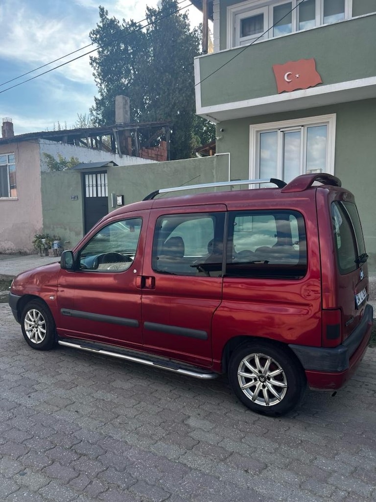 2002 Model Citroen Berlingo Hususi / Binek/ ilk sahibinden - 3