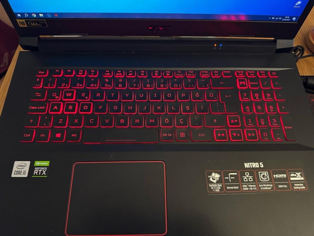 Acer Nitro 5 AN517-52 144 Hz FHD Ekran - 2