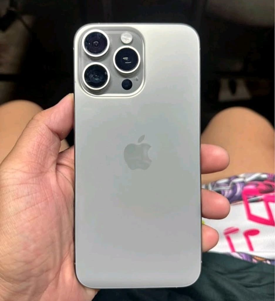 İLK SAHİBİNDEN İPhone 15 PRO MAX