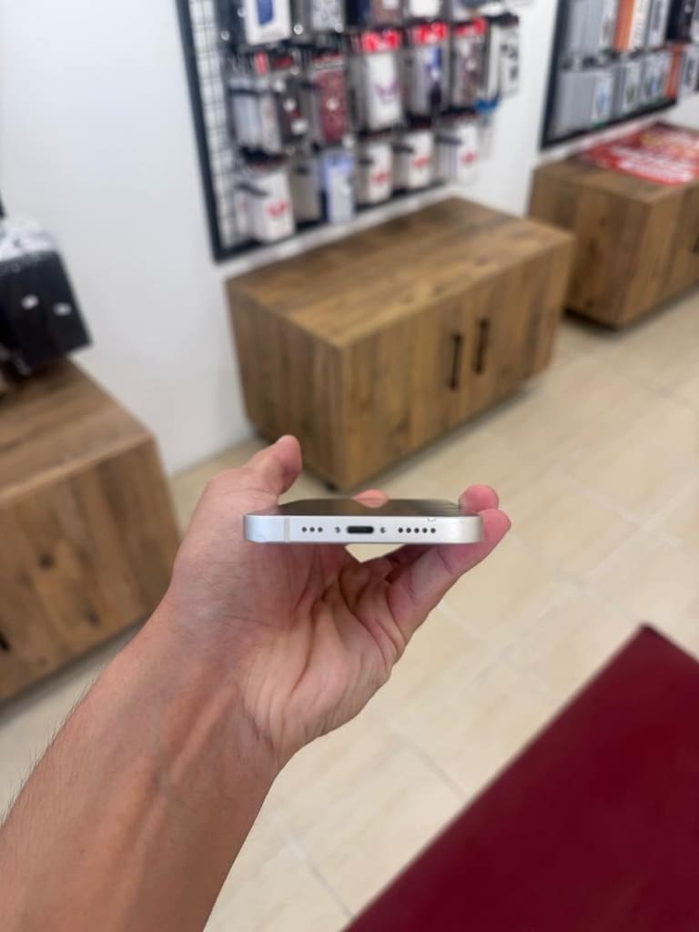 İphone 13 Beyaz 128GB - 5