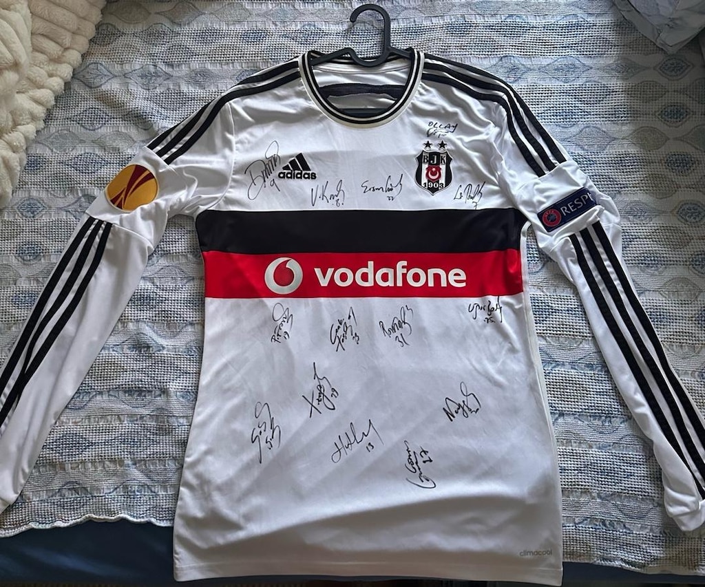 Beşiktaş 2014-2015 Sezonu Orijinal İmzalı Forma(UEFA)