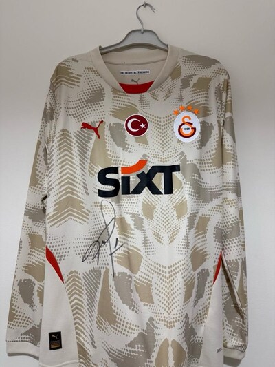 İMZALI 2024 25 MUSLERA FORMA