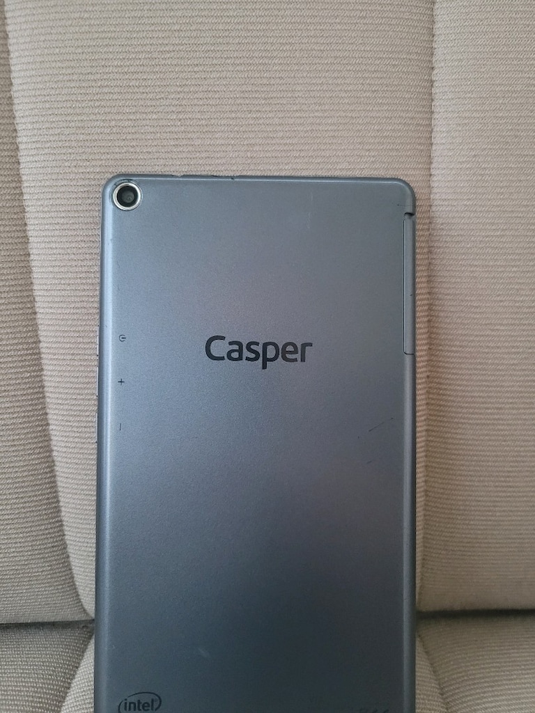 16 GB Casper wifi kamera herşey aktif . Android 5.1 dir. Sim kartlidi - 3
