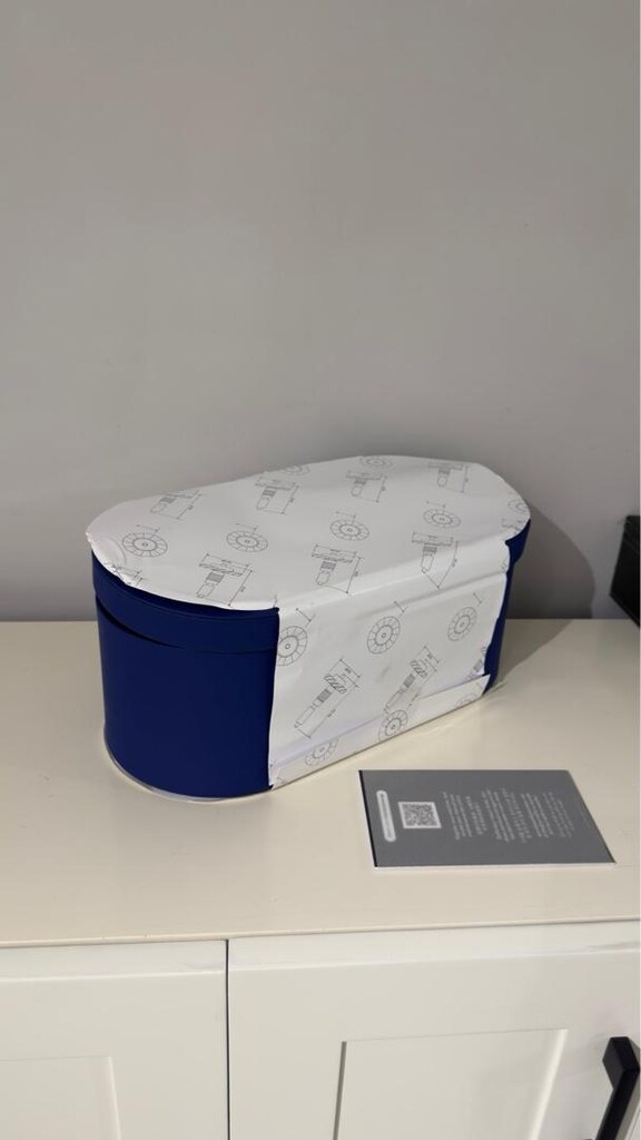 dyson airwrap - 2