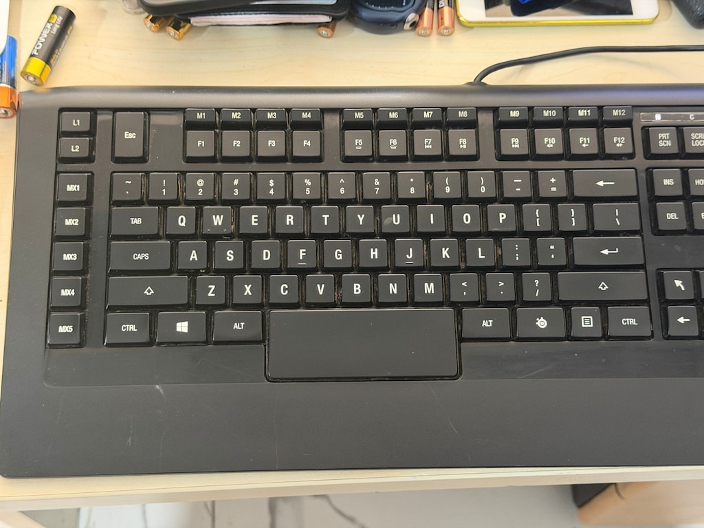 SteelSeries Apex 300 Gaming Keyboard (Tertemiz Sorunsuz) - 4