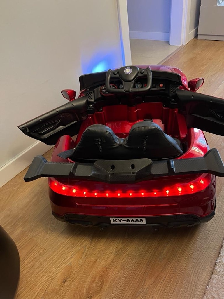 Mercedes Kırmızı Akülü Araba 12 volt - 5