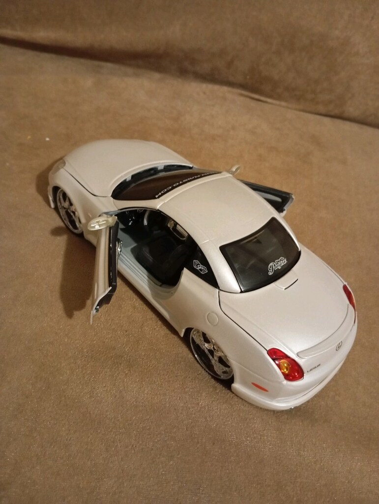 LEXUS MARKA ORJİNAL LİSANSLI ÜRÜN - 8