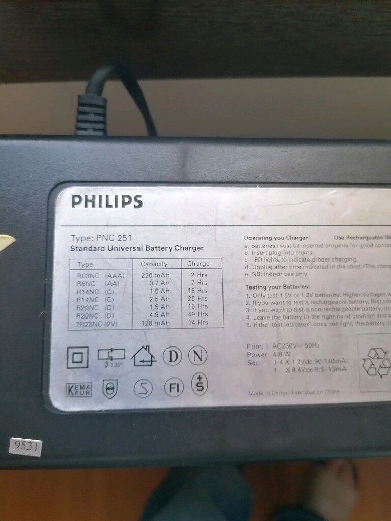 Pil Şarj Aleti Philips - 2