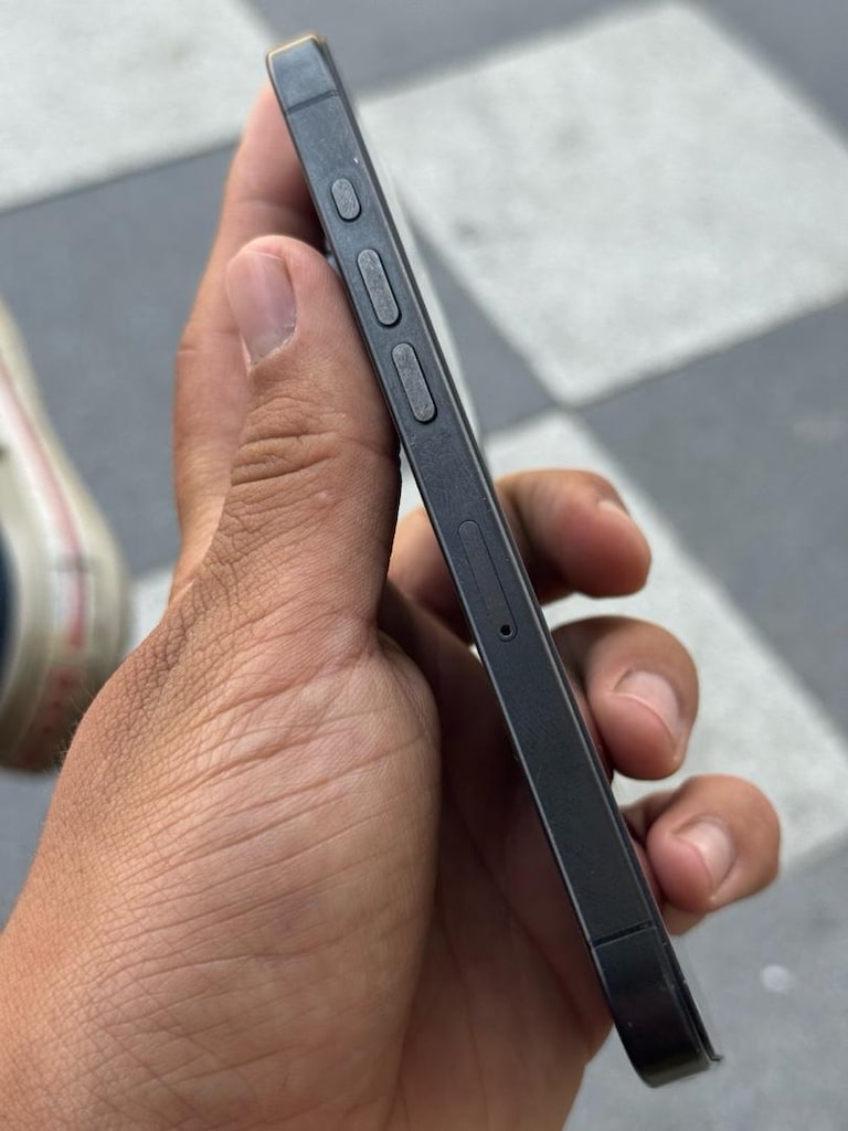 iPhone 15 Pro Yd - 3