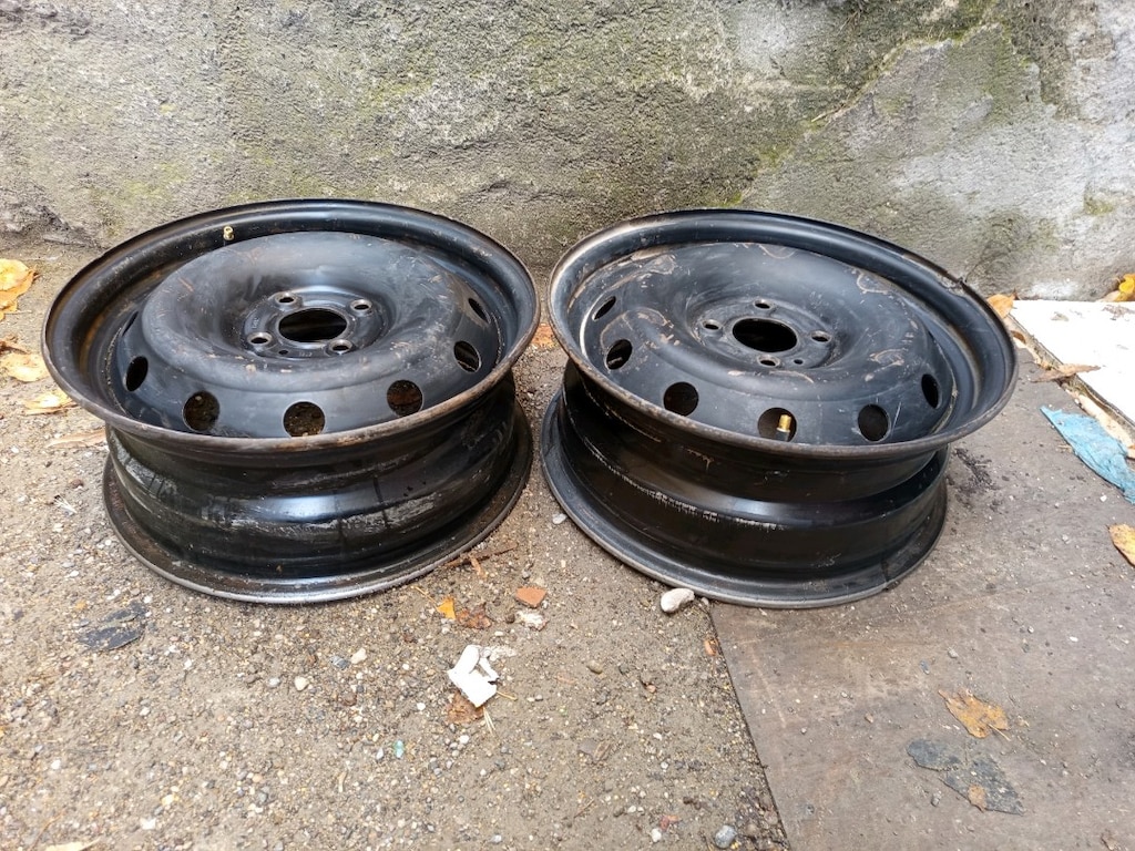 4x100 14jant orijinal Renault jantı iki adet fiyatıdır - 2