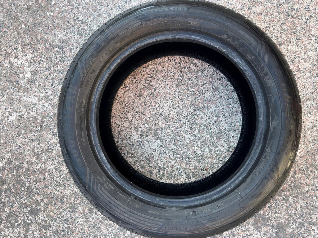 Goodyear marka 4 mevsim 4adet 205 .55.16 ĺ lastik.bir hafta kullanıldı - 2