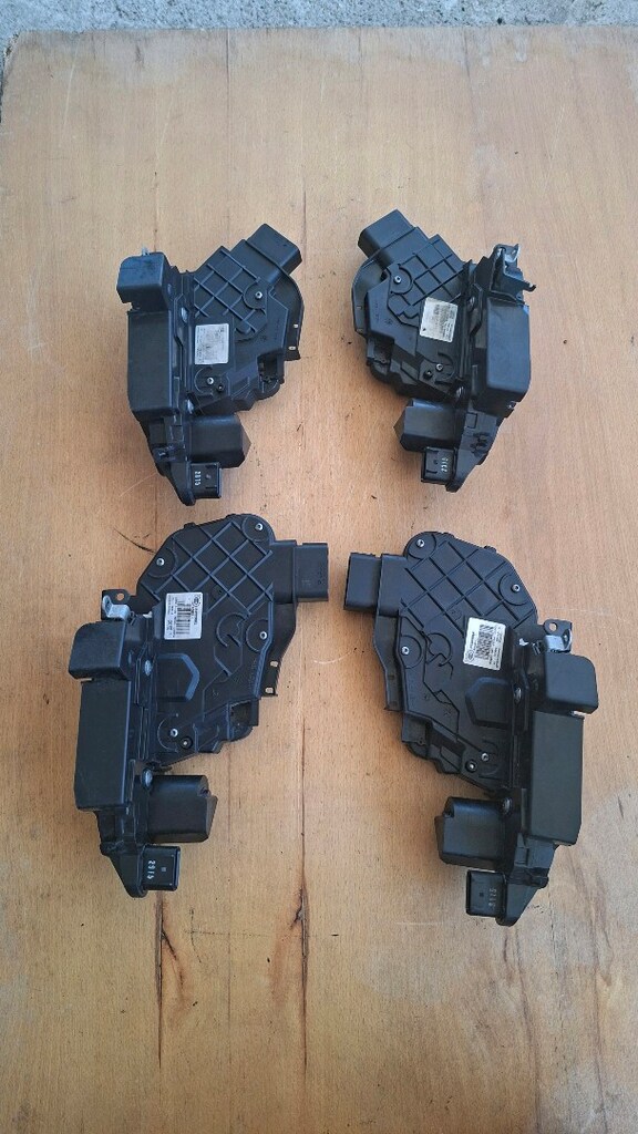 VOLVO S80 V70 XC70 XC60 S40 V50 C30 C70 Kapı Kilidi 2005-2015. - 7