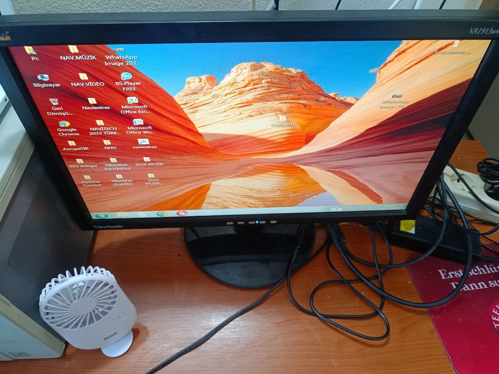 ViewSonic Monitör19" hatasız VGA - 5