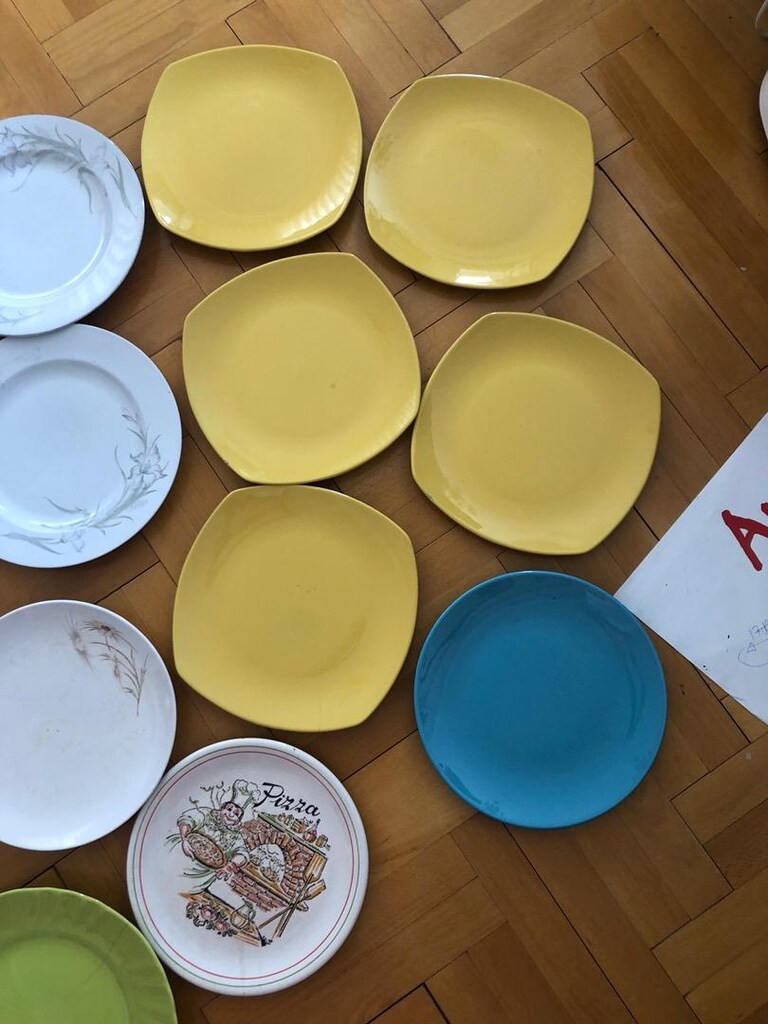 Toplam 11 adet TABAK—-28 cm çap düz tabak /25 cm kare tabak /25 cm çap - 3