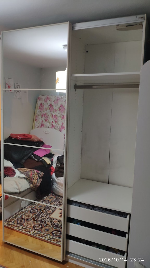 IKEA PAX/AULI Sürgülü Gardırop 150x236 - Aynalı, 3 Çekmeceli - 3