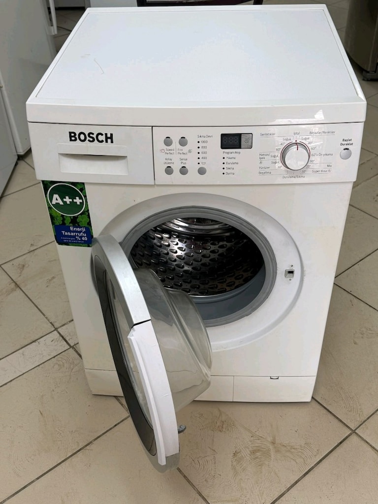 Tertemiz 8 kiloluk bosch çamaşir makinesi Sağlam Çalışıyor hiçbir sıkı - 3