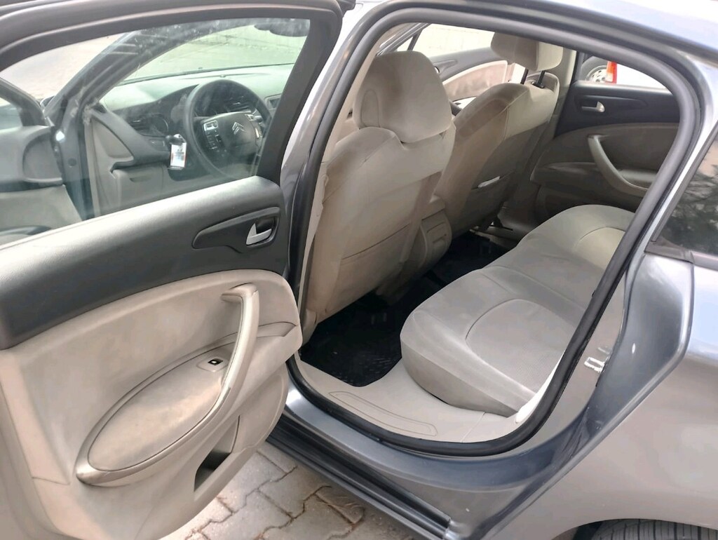 2010 Citroen C5 - 11