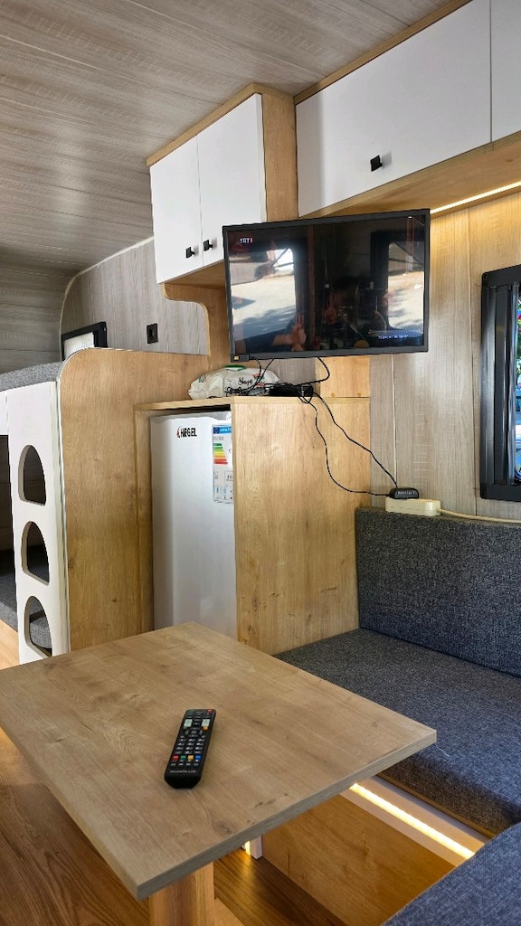 O1 Belgeli Çekme Karavan - 10