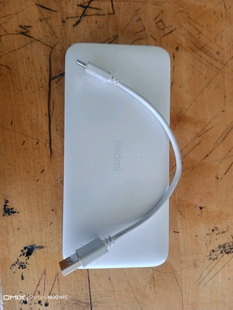 REDMİ NİN 20000 lik power bank i - 2