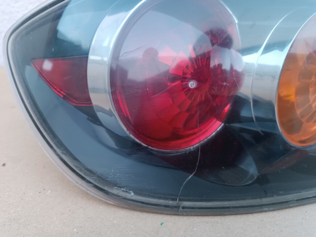 Mazda 3 sedan sol arka stop 05.07 orijinal çıkma parça - 3