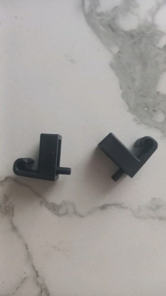 TOFAŞ GÜNEŞLİK TUTUCU PLASTİĞİ YENİ 2 ADET İST SULTANBEYLİ - 2