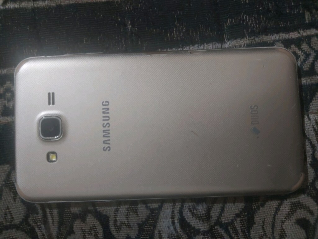 Samsung Galaxy J7 Temiz - 4