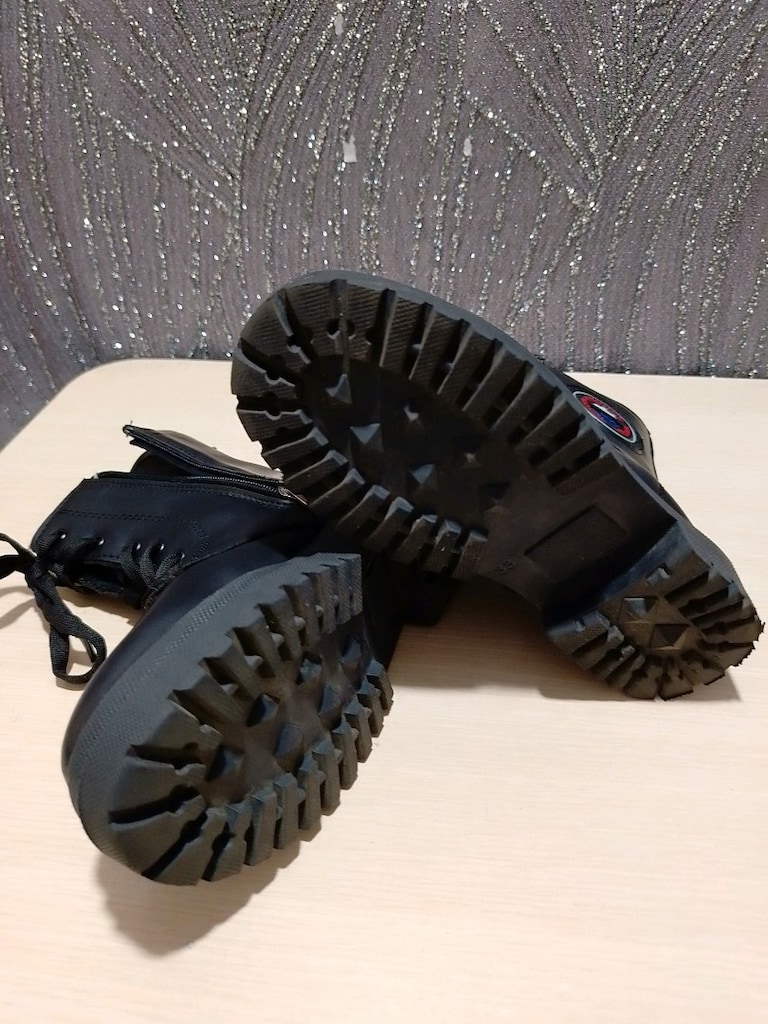 Siyah Deri Bot - 10