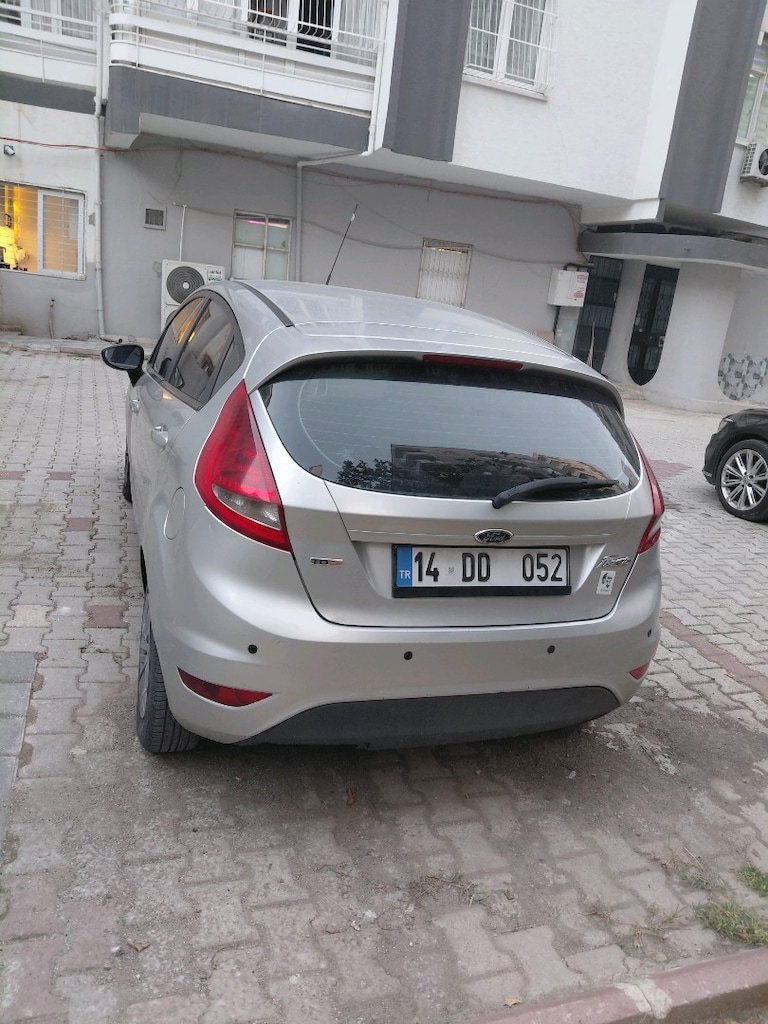 ford fiesta 2011 model - 4