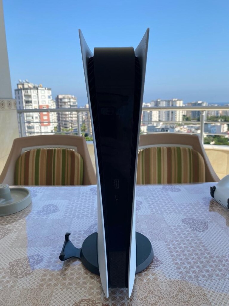 Az Kullanılmış Simülasyon ve Oyun Seti: PS5 + F1 Kokpit + Logitech G29 - 2
