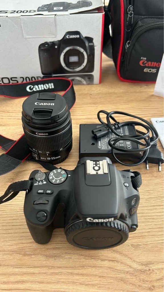 CANON Eos 200d - 3