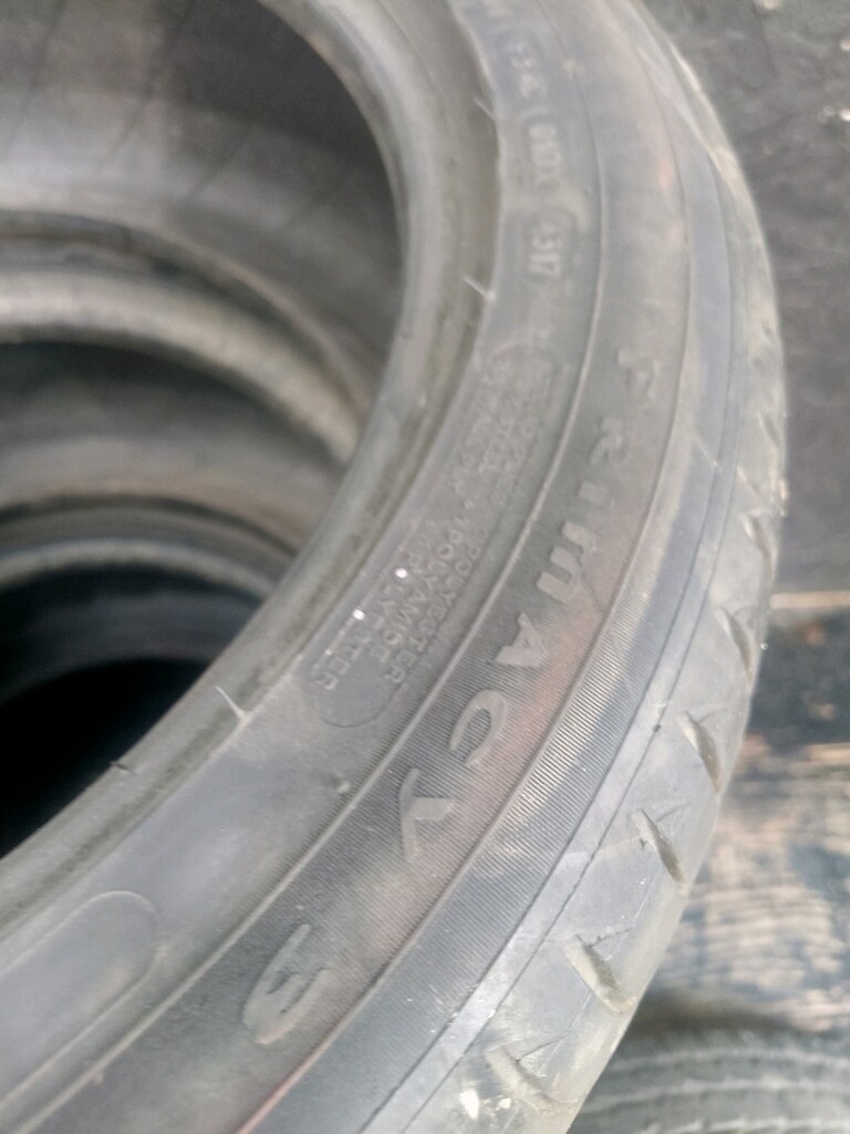 Çıkma 1 Takım (4Adet) Michelin Privacy 3 Lastik 235/45R17 Ebat Lastik - 7