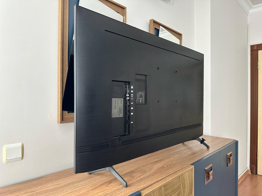 Samsung 55 inç Smartlı 4K UHD Kutulu Tertemiz Eksiksiz - 10