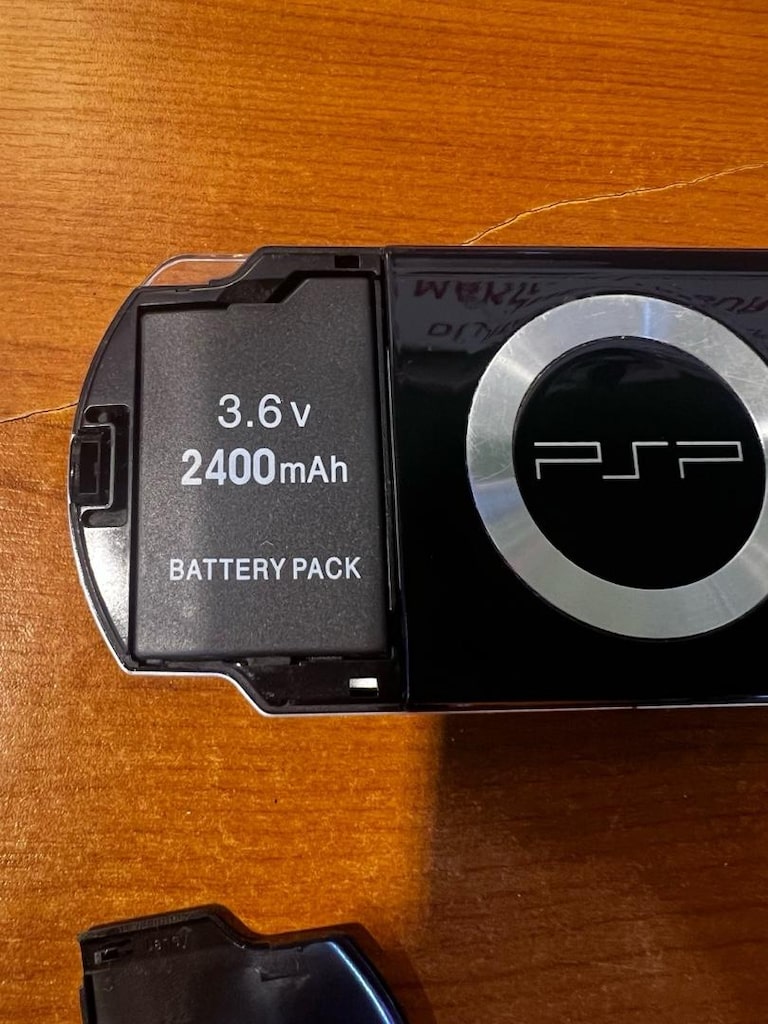 sony psp 2004 oyun yüklü - 2