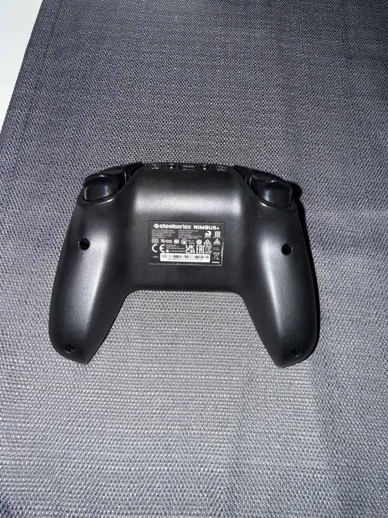 Steelseries Nimbus Plus - 7
