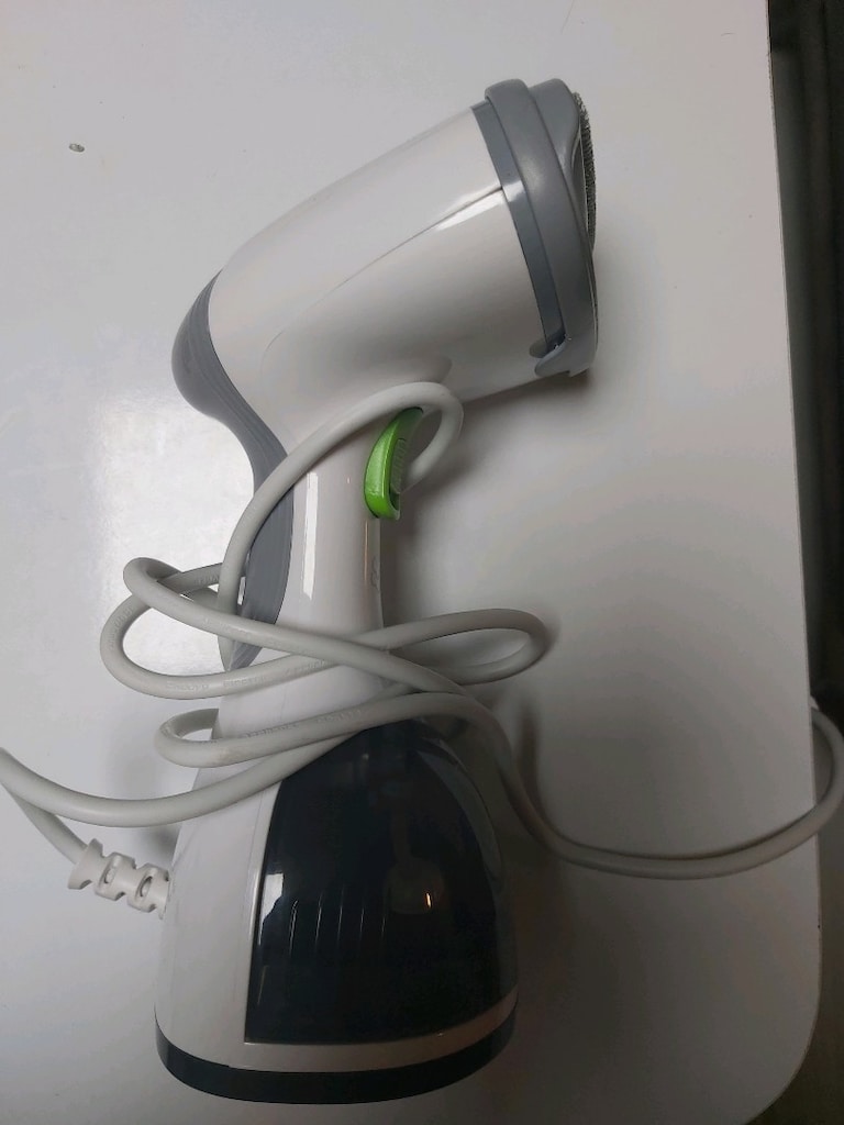 Kiwi KSI-6450 Yeşil 1200 W Taşınabilir Dikey Buharlı Ütüsü - 2