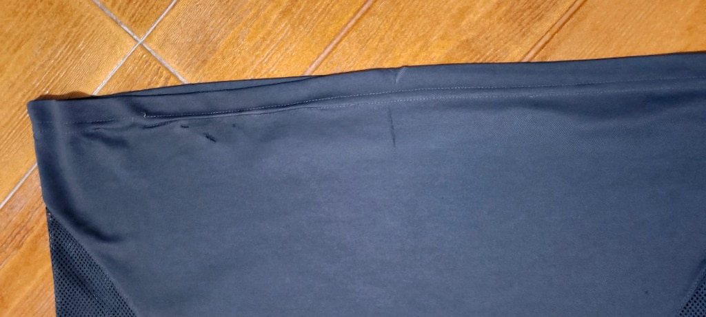 Lotto likralı tshirt.. Bir koltuk altı uçtan diğer uca yanlamasına - 11