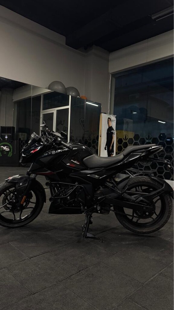 bajaj pulsar n 250 - 3