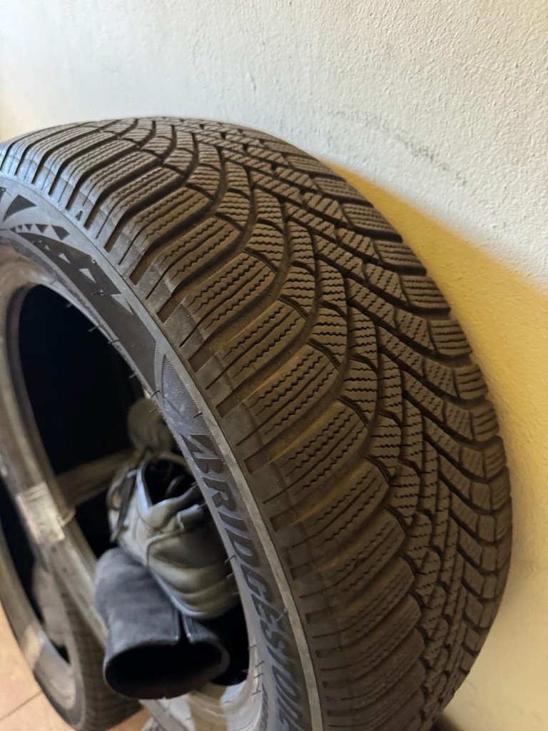hiç kullanılmamış bridgestone kış lastiği - 4