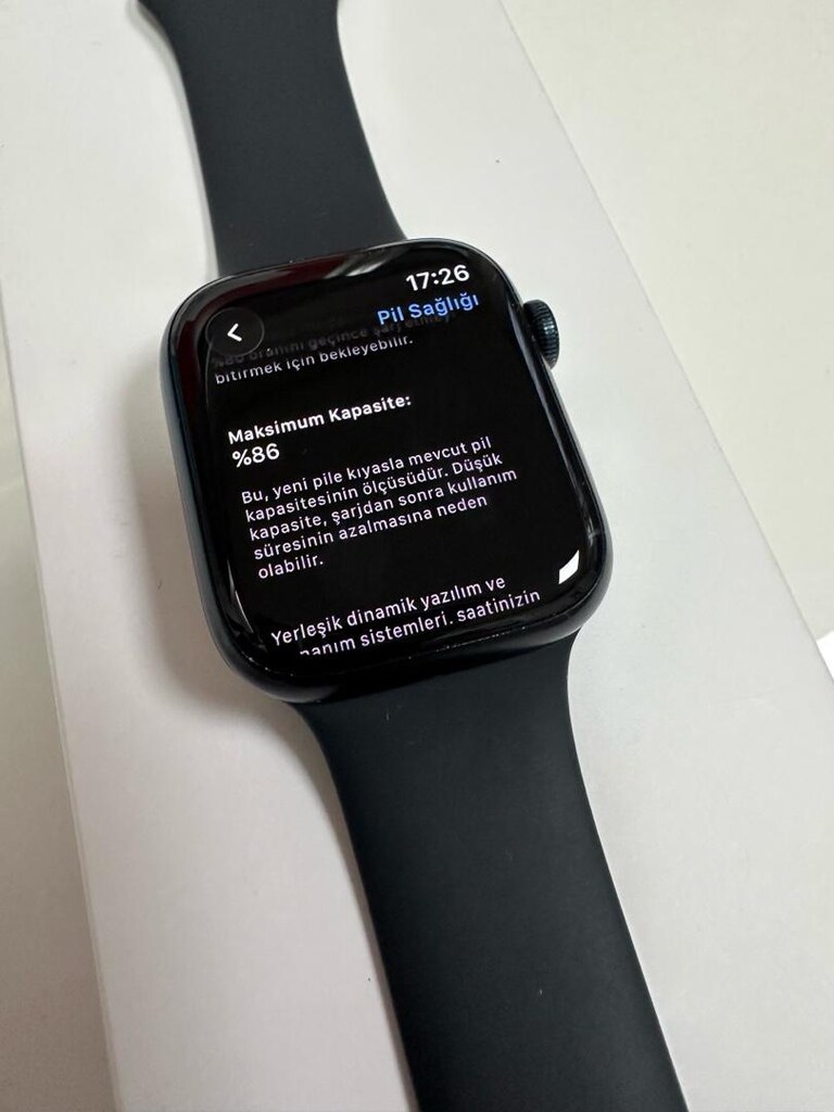 Apple Watch 8 45mm Siyah - 3